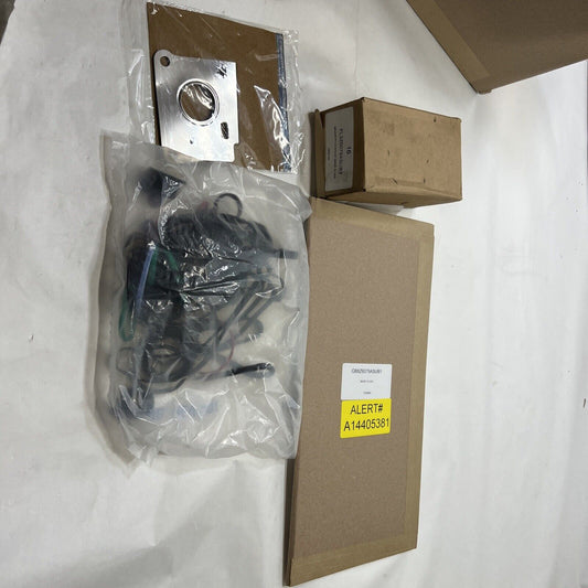 New OEM Genuine Ford Kit Gasket GB8Z-6079-D