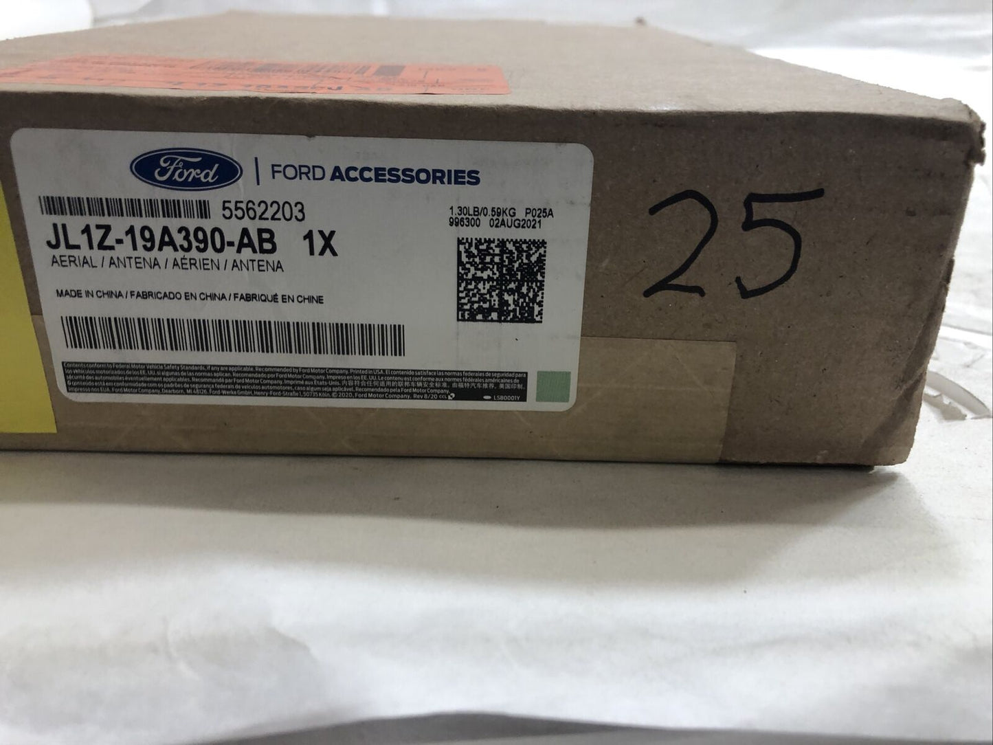 New OEM Ford Expedition Antenna Radio Control Module JL1Z-19A390-AB