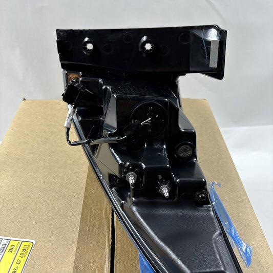 Genuine OEM Hyundai Tucson Rear Driver LED Outer Tail Light Assembly 92401CW100