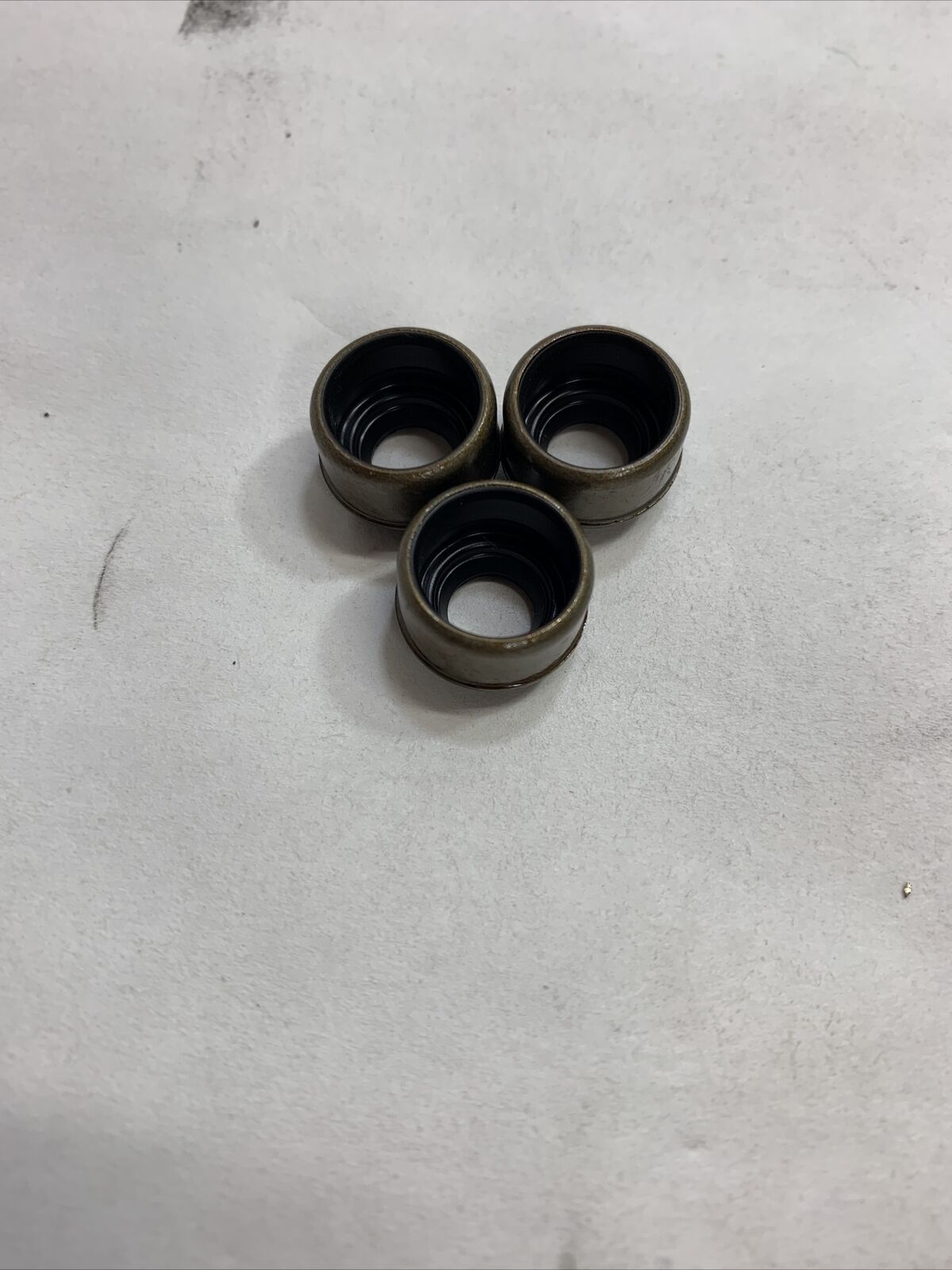 *1 Single New OEM Intake Valve Seal Mopar 53022090AB