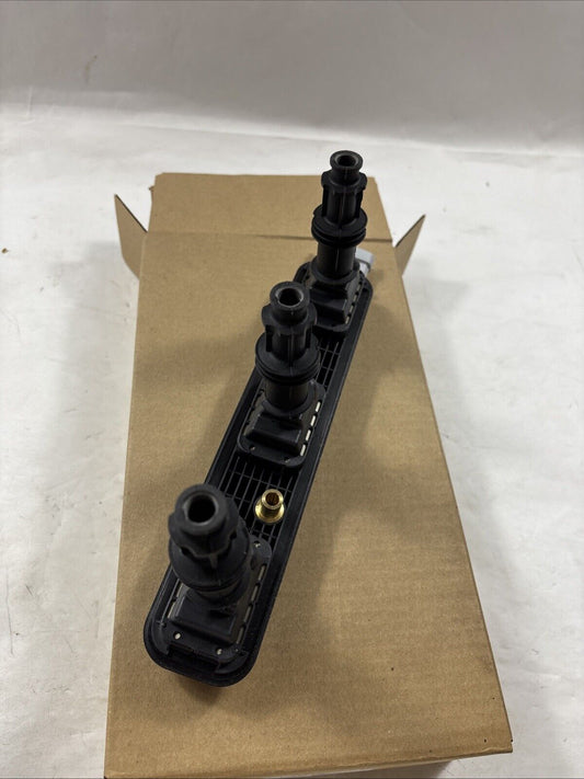 Genuine OEM GM Saturn L300 Ignition Coil 1999-2005 90584337 ACDelco D588