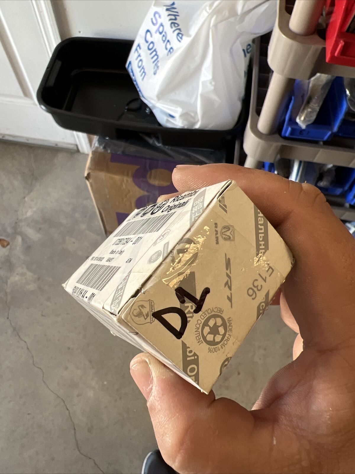 New OEM Genuine Mopar Jeep Renegade 2015-2016 USB Port 5XA90LXHAA