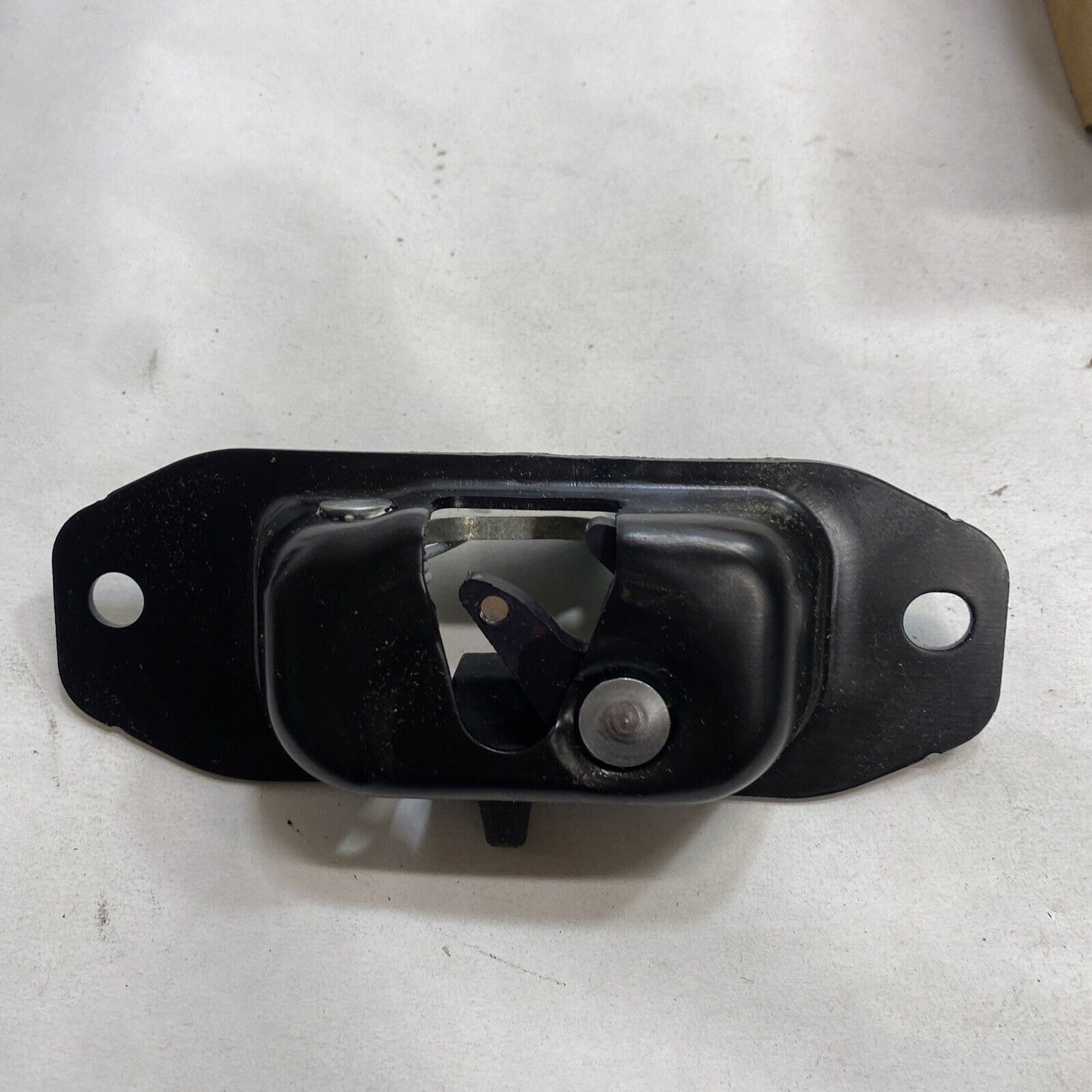 New OEM GM Chevy Silverado Sierra H3 LH Left Driver Side Latch 94715027