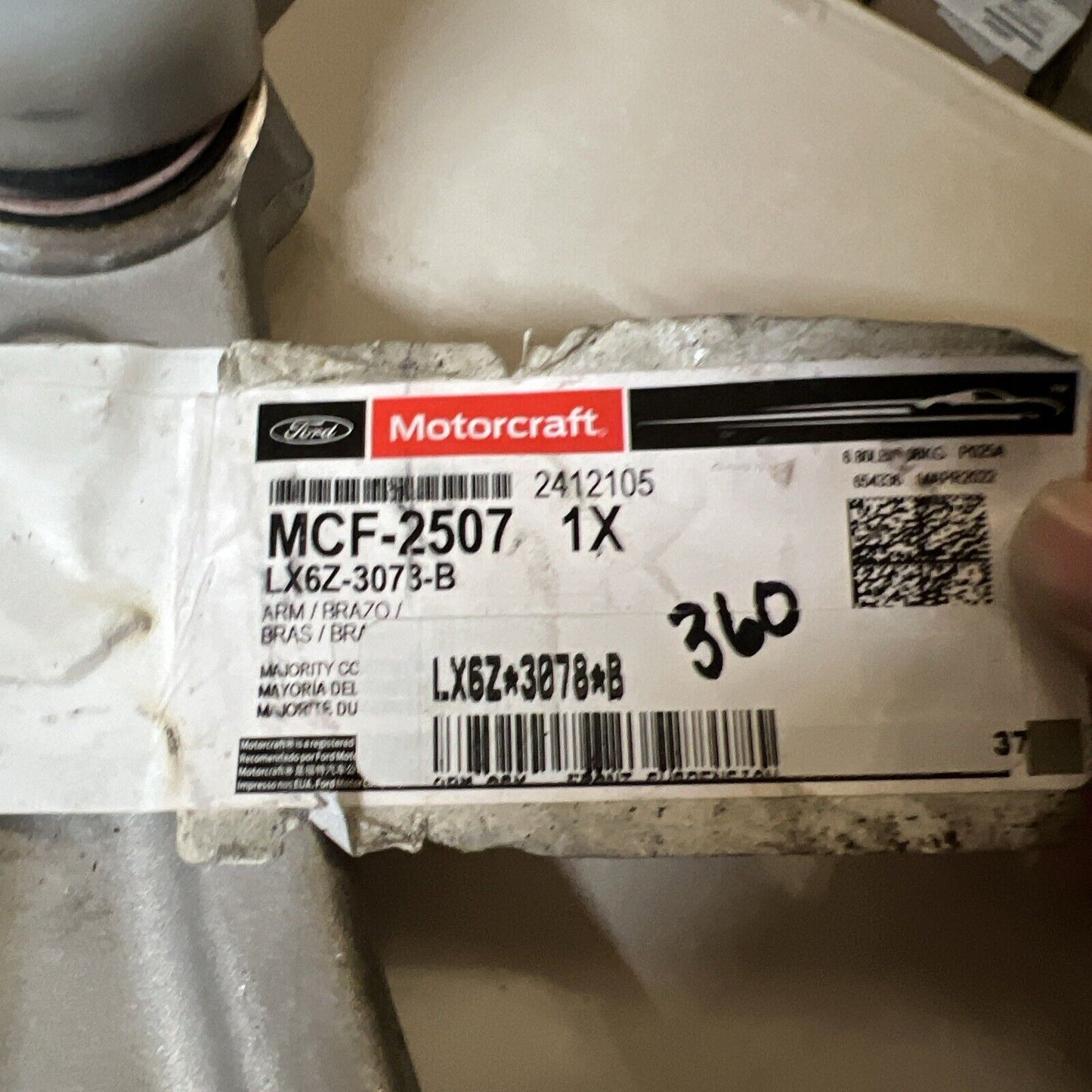 New OEM Genuine Ford Suspension Control Arm & Ball Joint Motorcraft MCF2507