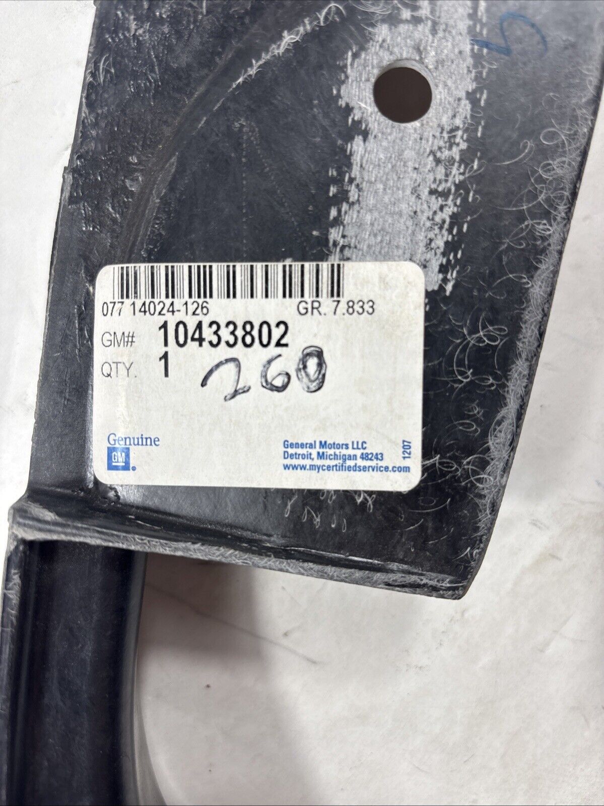 Genuine OEM GM Chevrolet Monte Carlo Bumper Cover Support 2000-2005 10433802