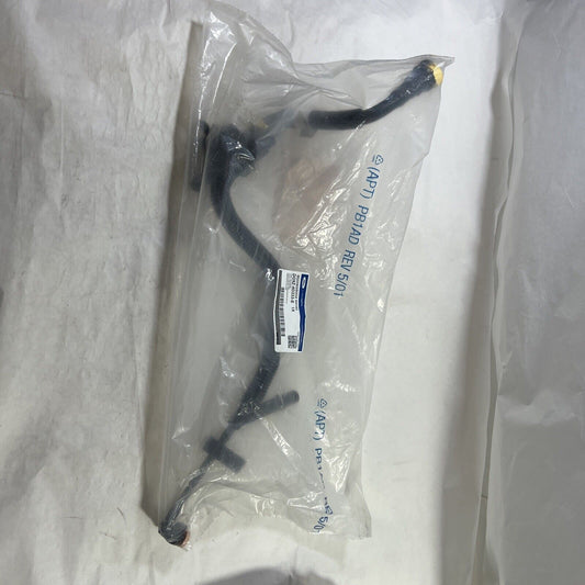 New Genuine OEM Ford Connecting Hose NOS DG9Z9D333E