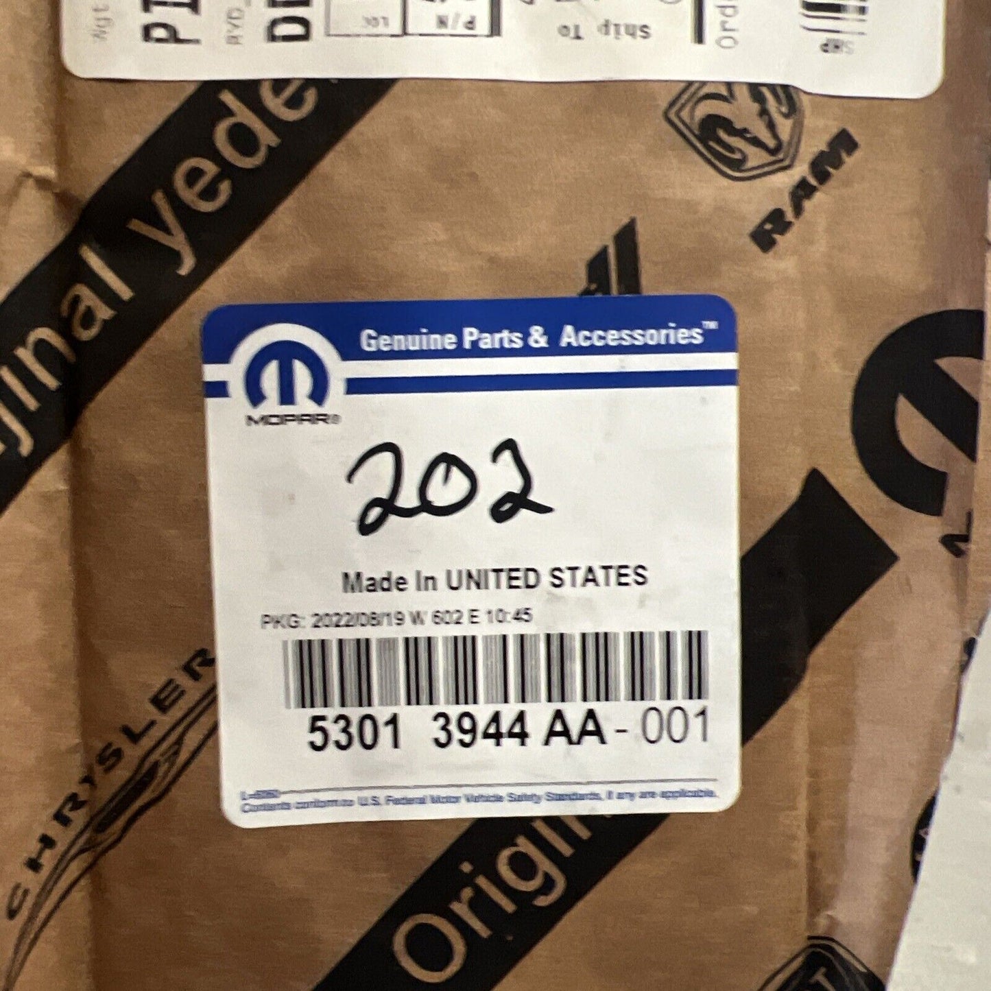 New OEM Genuine Mopar 300 2003-2008 Exhaust Manifold Gasket 53013944AA