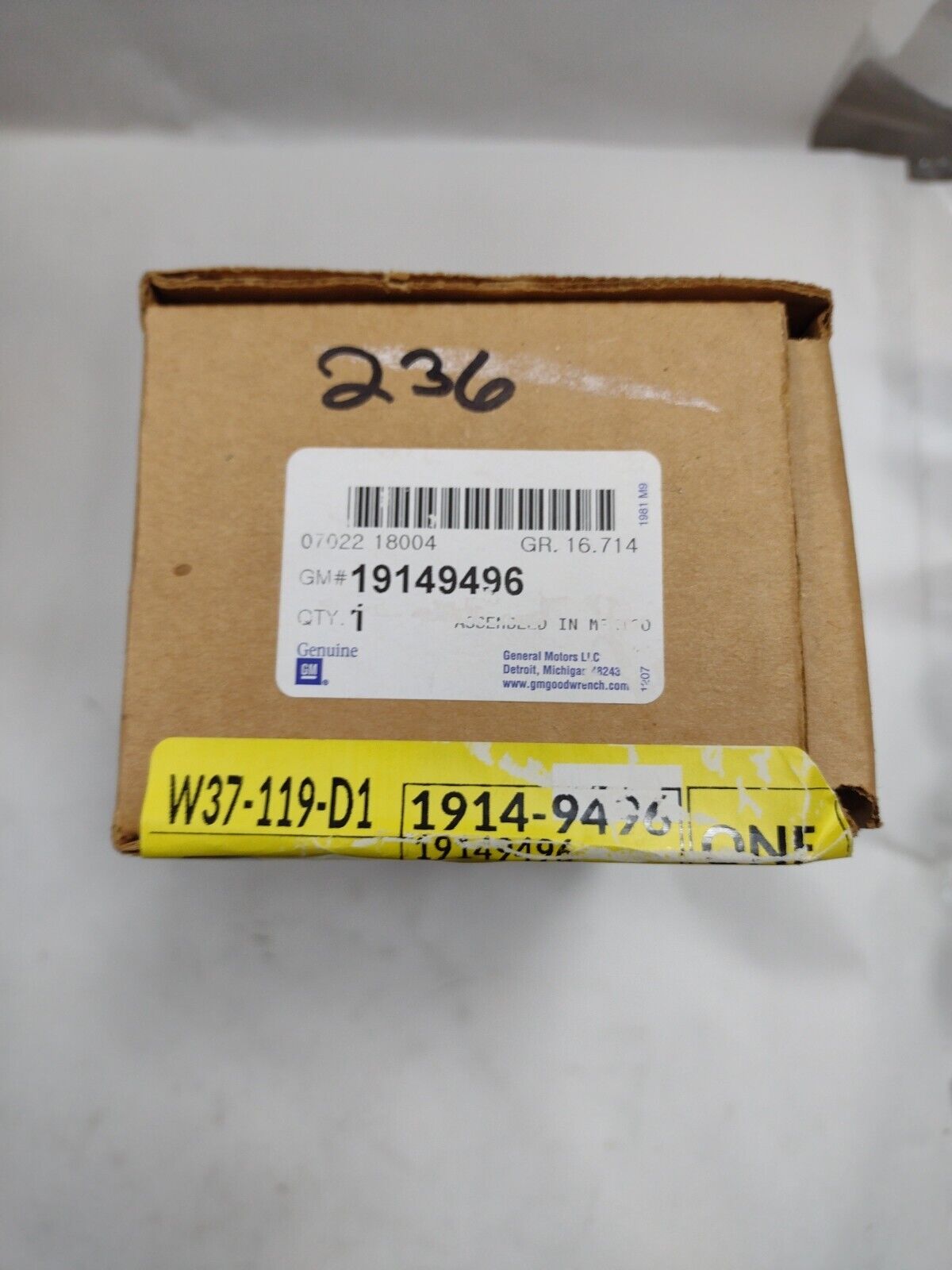 GM Genuine Parts 19149496 Seat Belt Receptacle