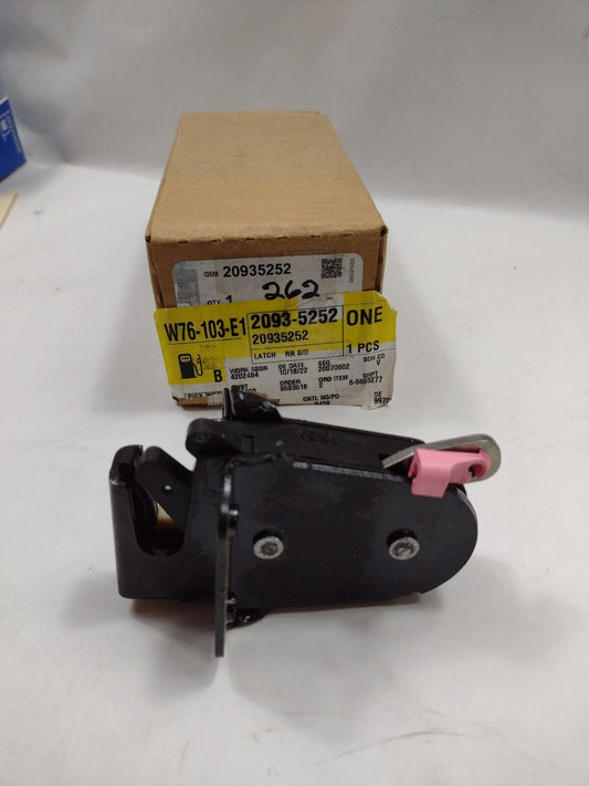 Genuine OEM GM Chevy Express 2500 Door Latch 1996-2024 20935252