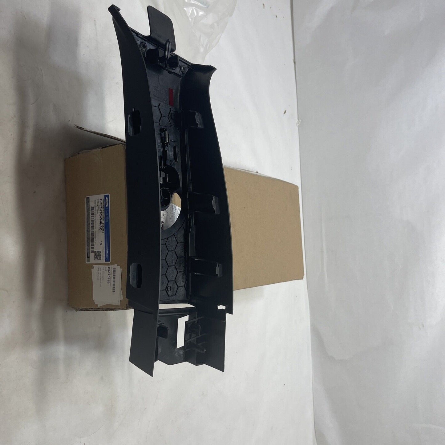 New OEM Genuine Ford Right Passenger Side Upper Center Pillar Trim BB5Z7824346AC