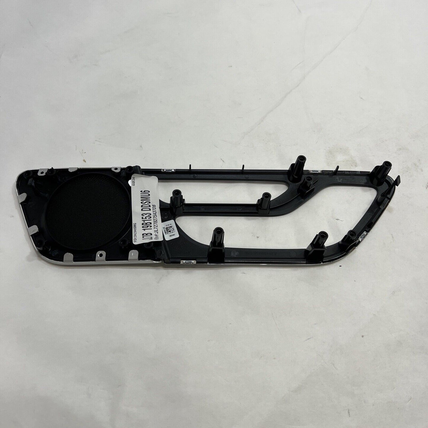 New OEM Lincoln Navigator Door Trim Applique Driver Side 2019-20 JL7Z78275A37DB