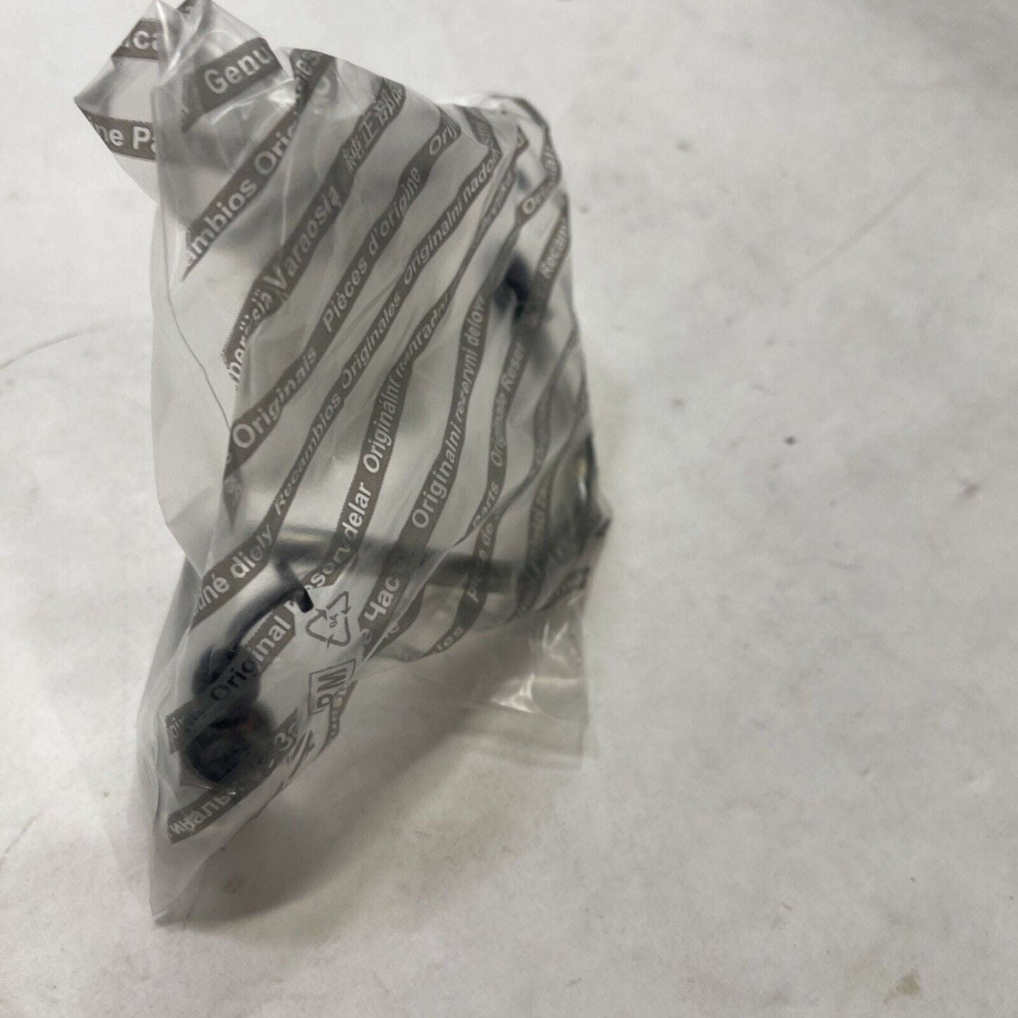 New OEM Genuine Mopar Fuel Injector Supply Tube 68224790AA