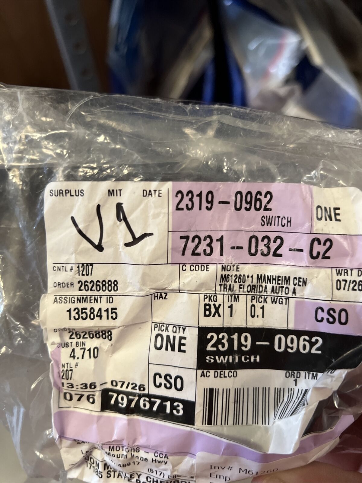 New OEM GM Cadillac CTS Center Console-Stab Cntl Switch 2014-2019 23190962