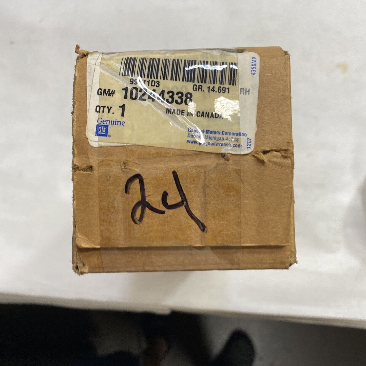 New OEM GM Chevy Lumina Pull Pocket 95-97 10244338