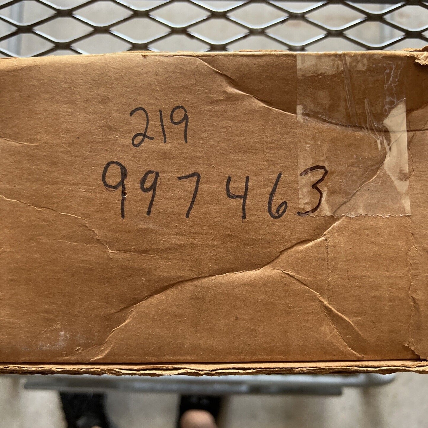 New OEM GM General Motors Front Right Passenger Side Mirror Kit 997463