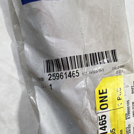 Genuine OEM GM Chevrolet Rear Left Driver Side Bumper Reflector 11-15 25961465