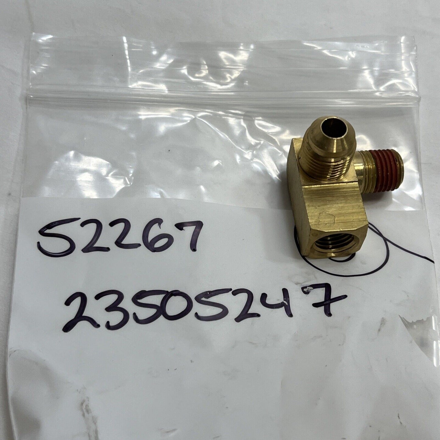 New OEM Genuine Detroit Diesel Tee 23505247