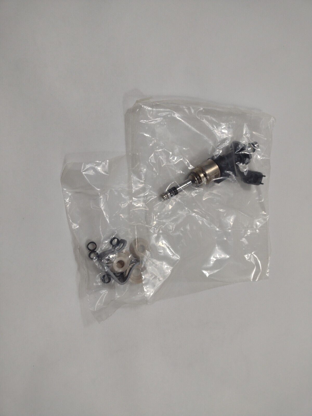 Genuine OEM GM Fuel Injector Kit 6.2L ACDelco 12672371