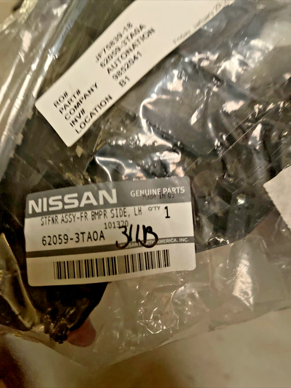 New OEM Genuine Nissan Altima 2013-2015 Left Driver Side Retainer 620593TA0A
