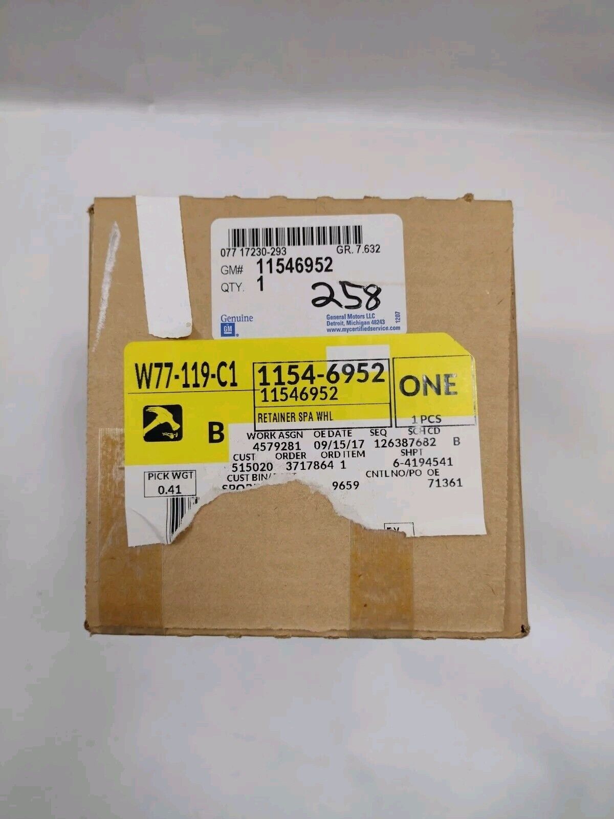 Genuine OEM GM Chevrolet Equinox Spare Tire Bolt Retainer 2013-2017 11546952