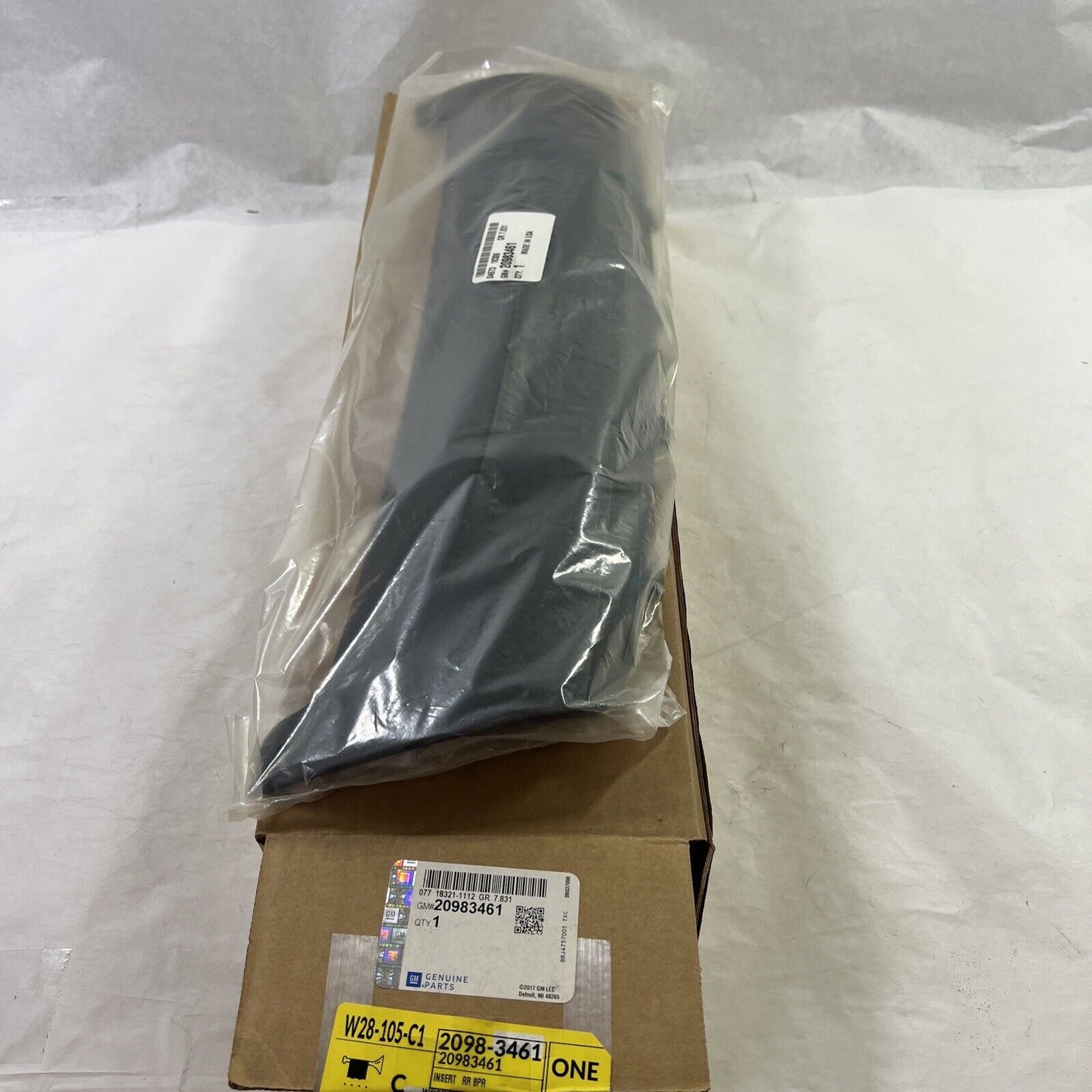 Genuine OEM GM Enclave Rear Bumper Fascia Insert 2013-2017 20983461