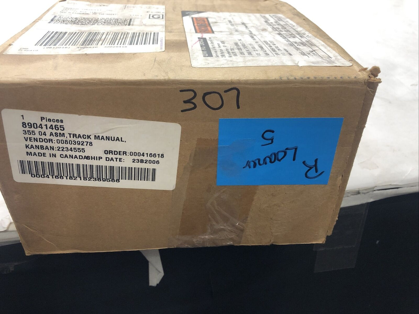 New OEM GM 04-12 Chevrolet Colorado Driver Seat Outer Adjuster 10388137