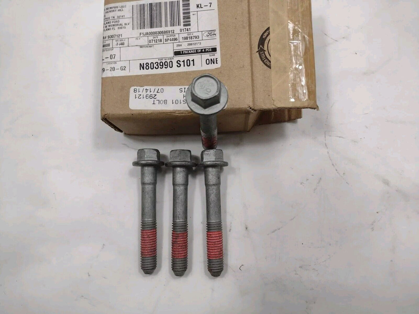 4 Pack OEM BOLT FRONT SUSPENSION F-250-350-450 550 2011-2017 N803990-S101