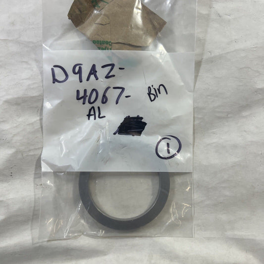 Genuine OEM Ford Differential Driving Gear Bearing Shim Set of 2 D9AZ4067AL