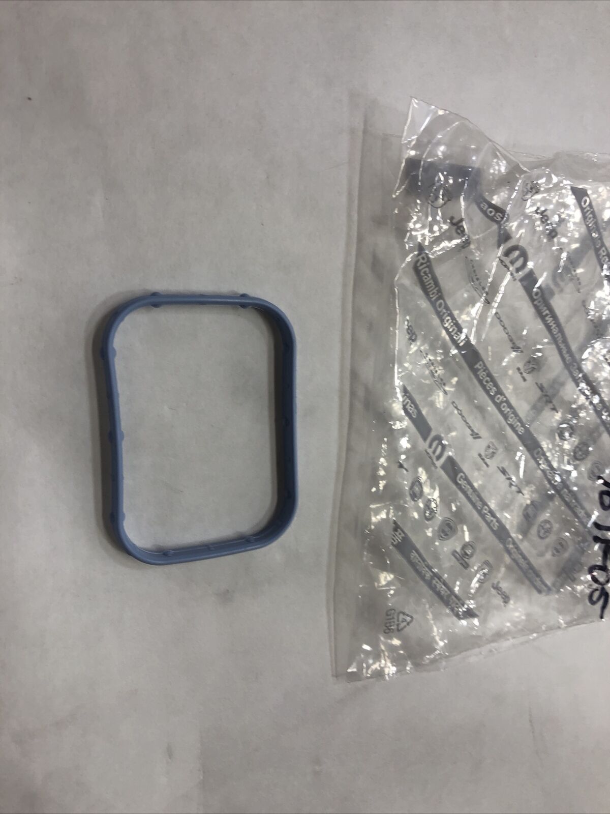 1 Single* Mopar Intake Manifold Gasket Ram 1500 Grand Cherokee 53034081AA
