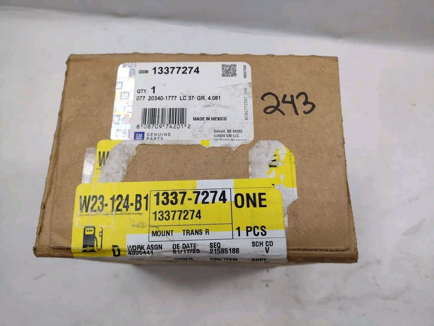 Genuine OEM GM Chevrolet Cruze Rear Transmission Mount 2011-2016 13377274