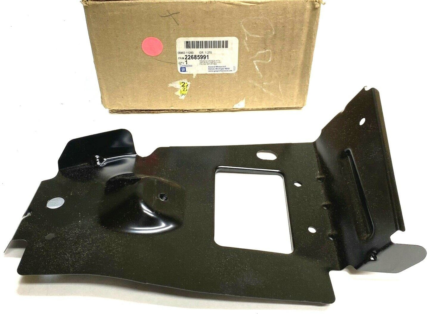 New OEM GM Saturn Ion Side Panel 2003-2007 22685991