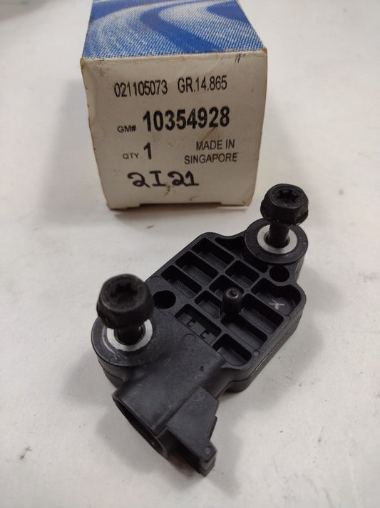 Genuine OEM GM Chevy Venture Front Sensor 2002-2005 10354928