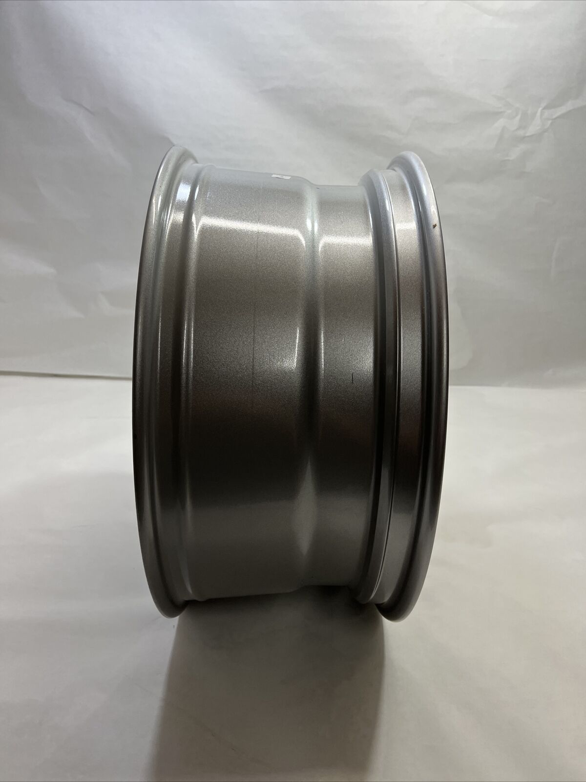 New OEM GM Chevy Corvette Stingray 19x8.5 Aluminum Front Wheel Silver 84785086