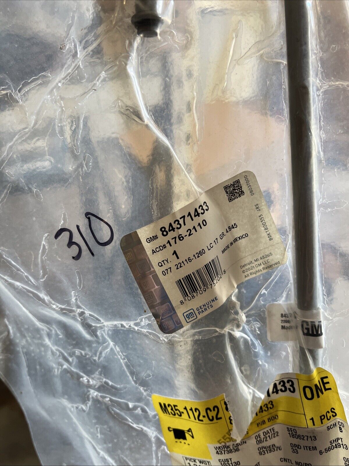 Genuine OEM GM Savana Express 2500 Brake Booster Outlet Hose 2003-2020 84371433