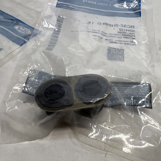 New OEM Genuine Ford Seal BC3Z7H249D