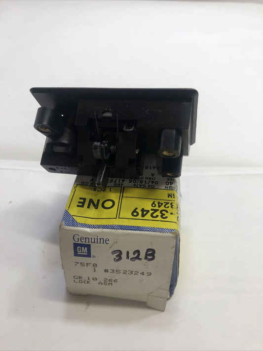 NEW GENUINE GM GENERAL MOTORS OEM LOCK ASSEMBLY PART NO. 3523249