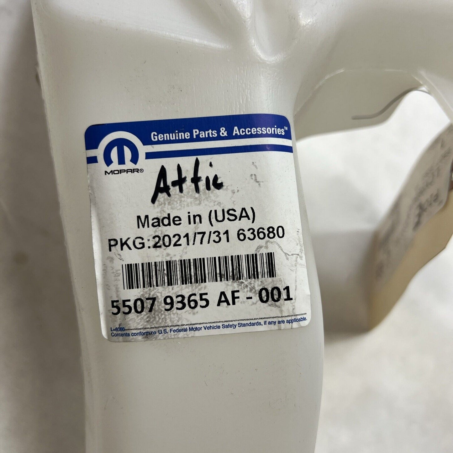 New OEM Genuine Mopar Grand Cherokee WK 11-22 Washer Fluid Reservoir 55079365AF