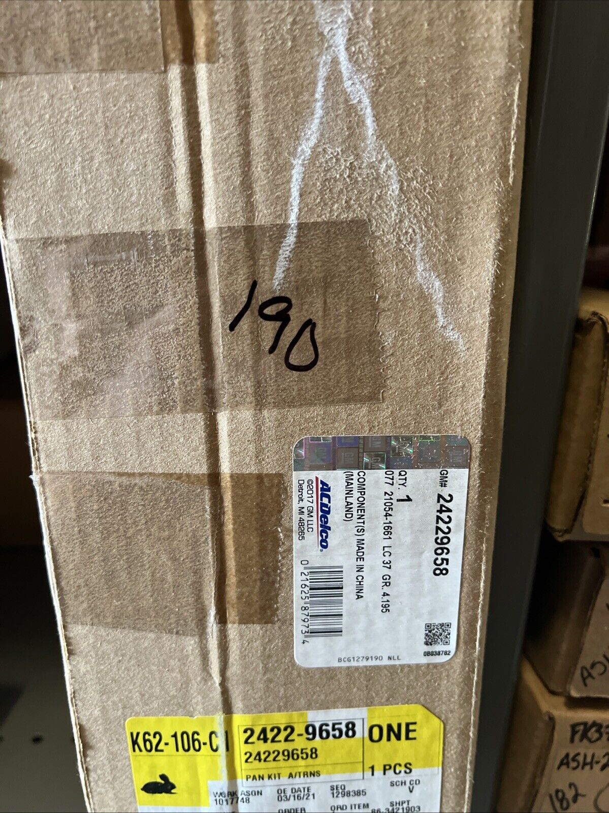 Genuine OEM GM Cadillac Escalade Fluid Pan 1999-2004 24229658