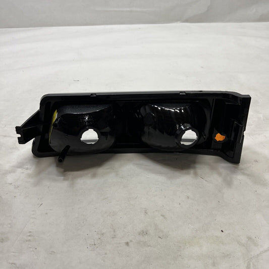 New For Keystone Silverado 02-06 Right Passenger Parking Signal Light GM2521185C