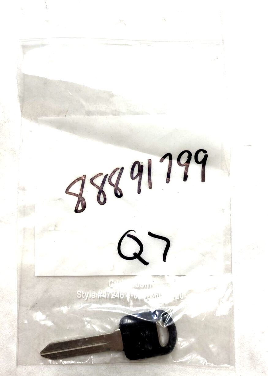 New OEM Genuine GM Door Lock and Ignition Key Blank 88891799