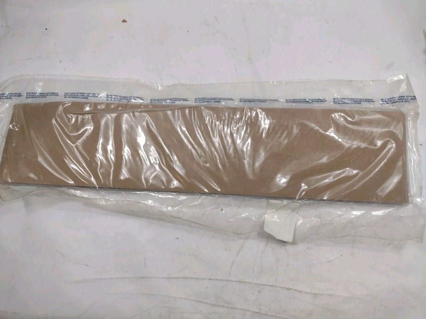 Genuine OEM GM Chevrolet Tahoe Rear Left Driver Side Door Molding 07-09 25991800