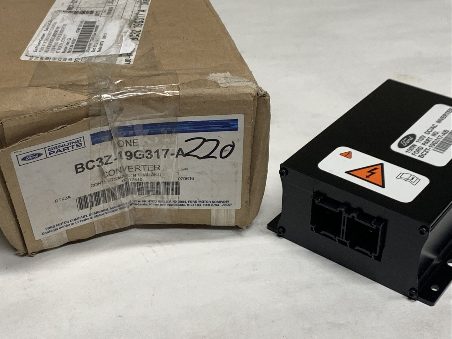 New OEM Ford Super Duty Voltage Converter Assembly 2011-2016 BC3Z-19G317-A