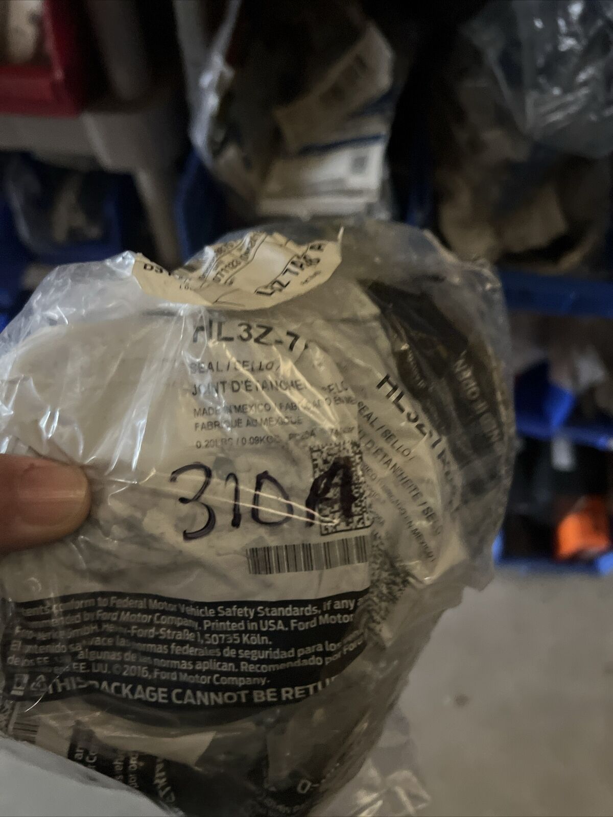 New OEM Genuine Ford Seal Assembly Oil HL3Z7A248A