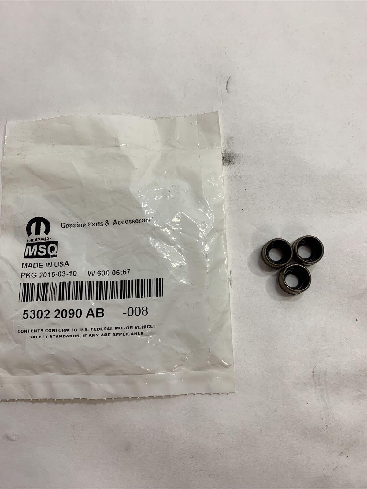 *1 Single New OEM Intake Valve Seal Mopar 53022090AB