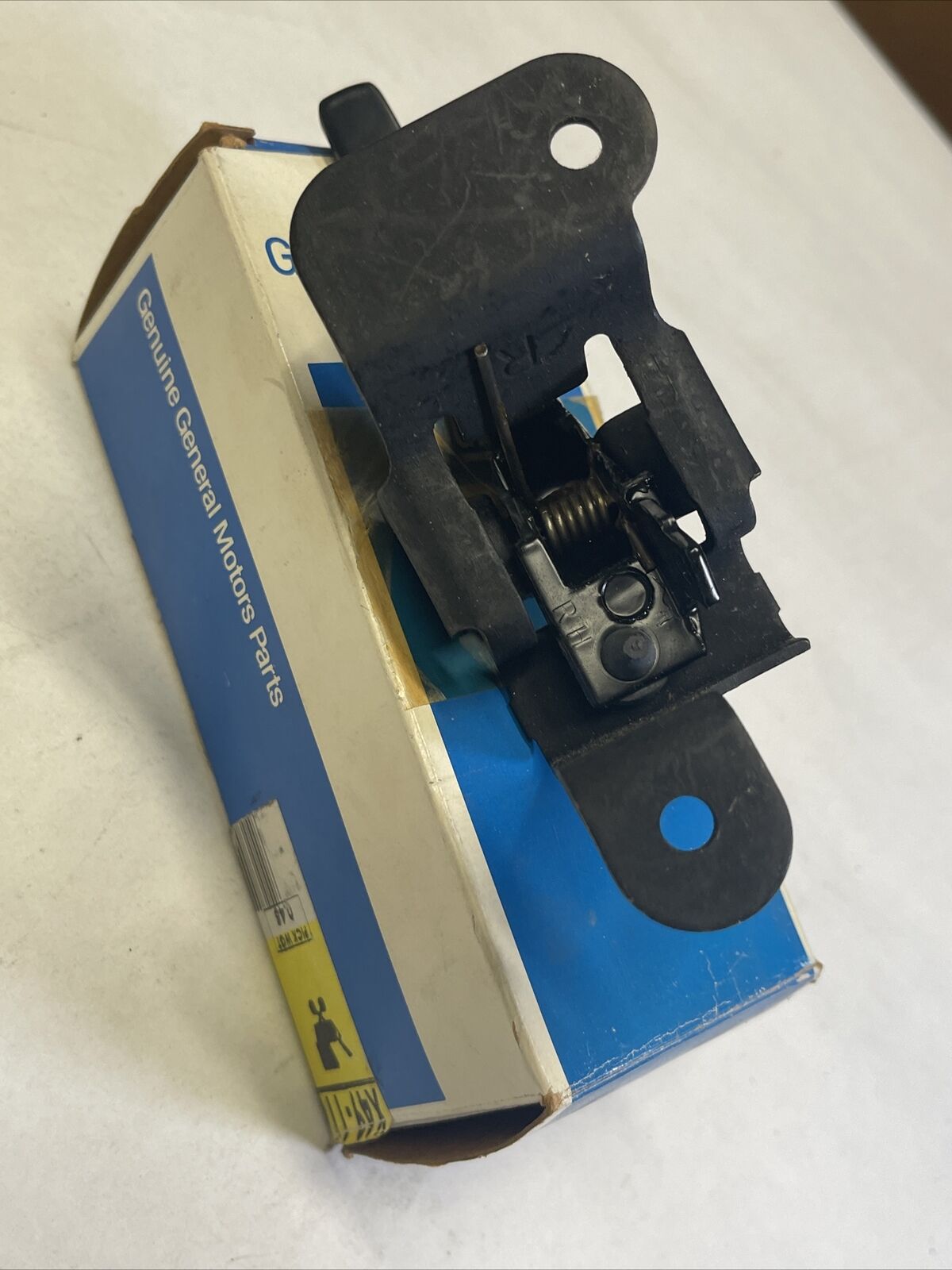 GM Control Assembly FRT S 85-91 15681944