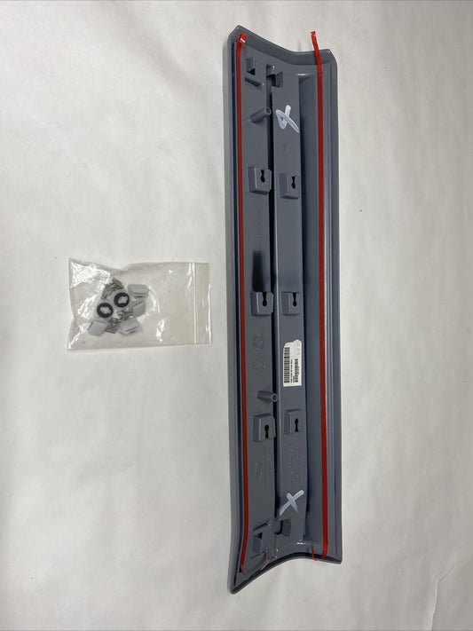 New OEM Ford Side Molding Rear Driver Side Lower 2009-14 9T4Z-7825557-APTM