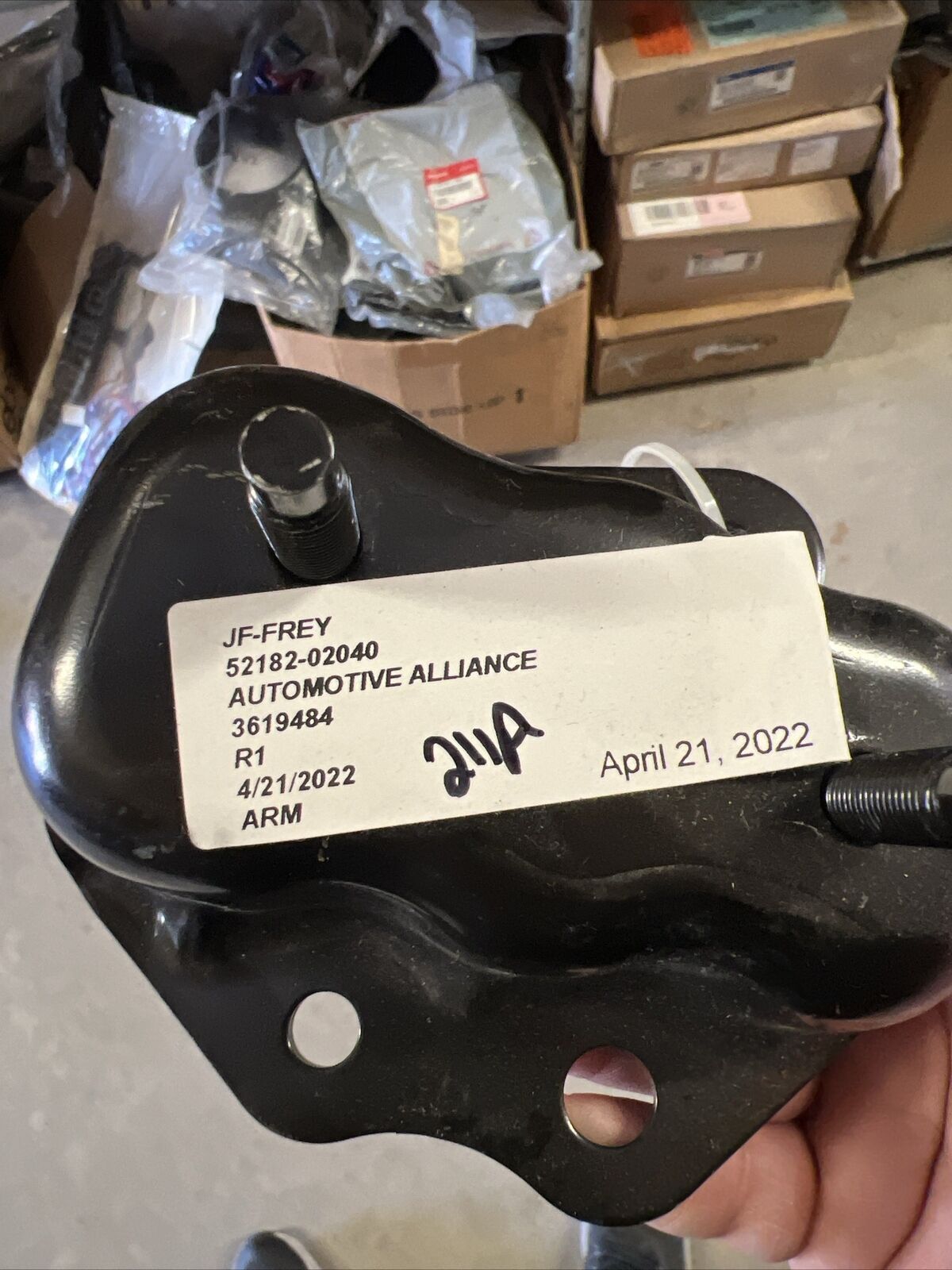 New OEM Genuine Toyota Corolla 2003-2013 Rear Bumper Bracket Arm 5218202040