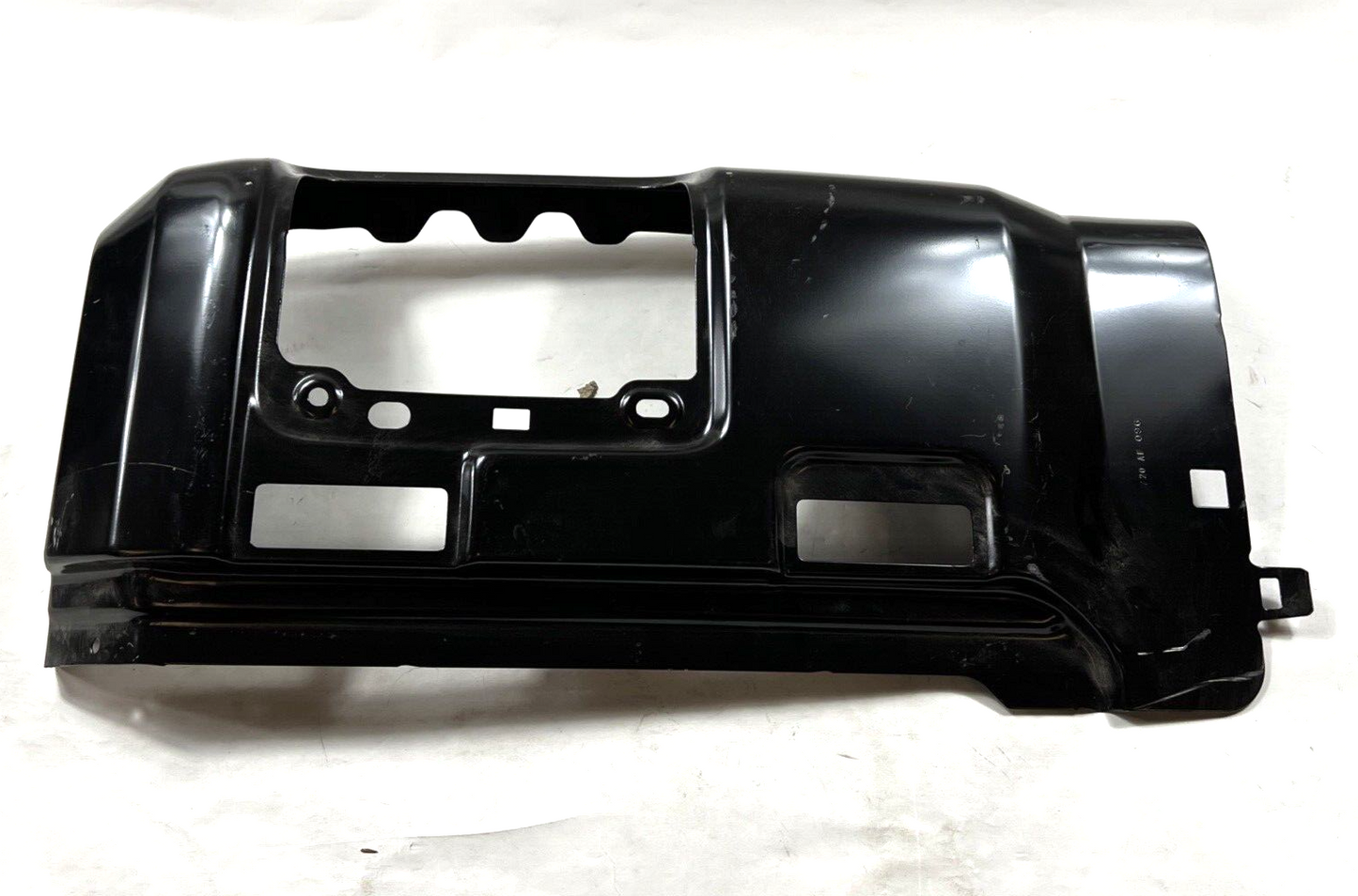 Genuine OEM Mopar Right Passenger Side Taillamp Mounting Panel 18-24 68302720AF