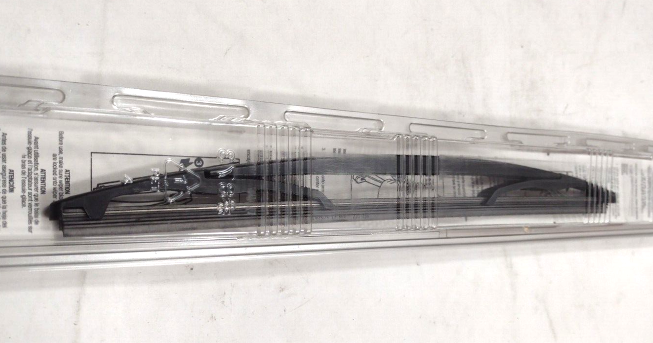 NEW Genuine OEM Ford Windshield Wiper Blade-Premium Flat Motorcraft WW1201PFA