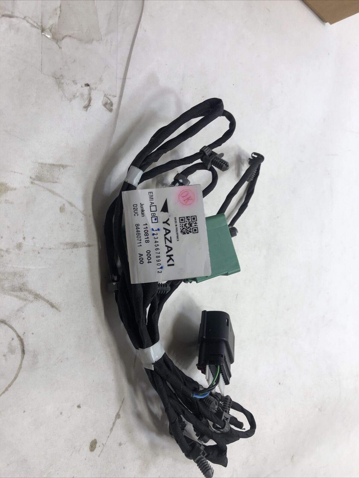 New OEM GM Wiring Harness 84460711